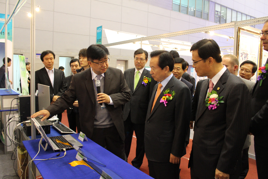 Touch Convergence Cluster Promotion Center participates in the Green Car Korea 2013 이미지